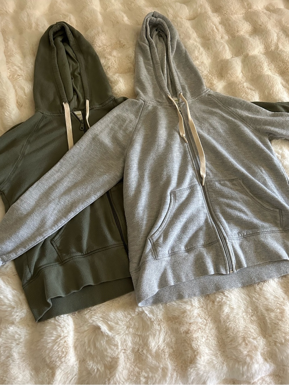 2 Offline by Aerie Hooded Full Zip Sweatshirts